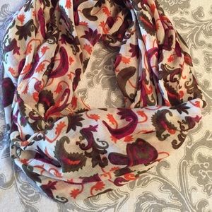 Lightweight infinity scarf!